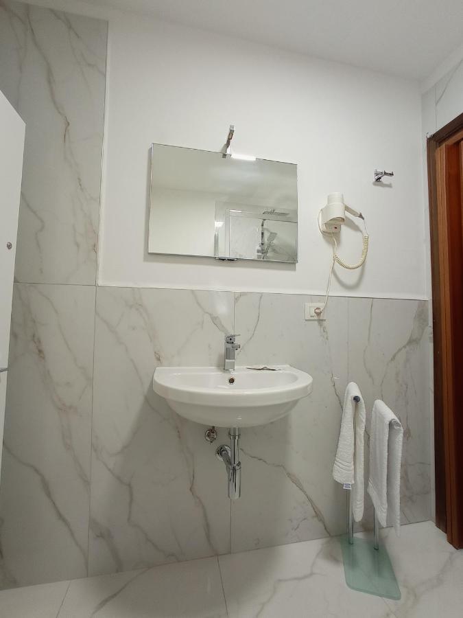 Relais Duomo Adelaide Apartment Florence Ngoại thất bức ảnh